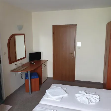 ホテル Family Diana