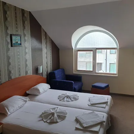 ホテル Family Diana ポモリエ