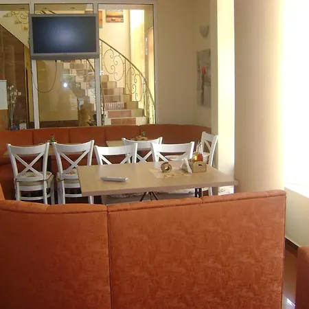 ホテル Family Diana