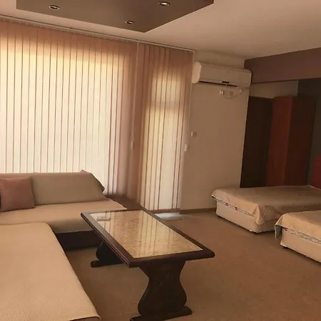 Family Diana ホテル ポモリエ