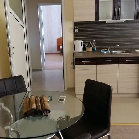 ホテル Family Diana ポモリエ