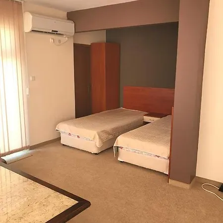 Family Diana 2* Pomorie