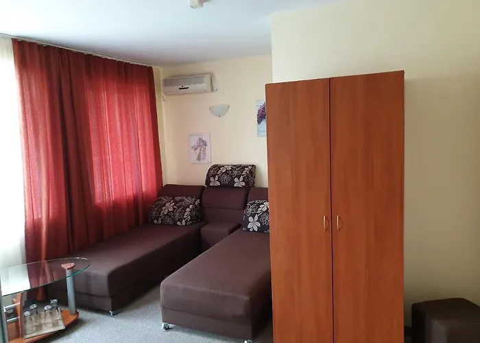 Family Diana 2* Поморие