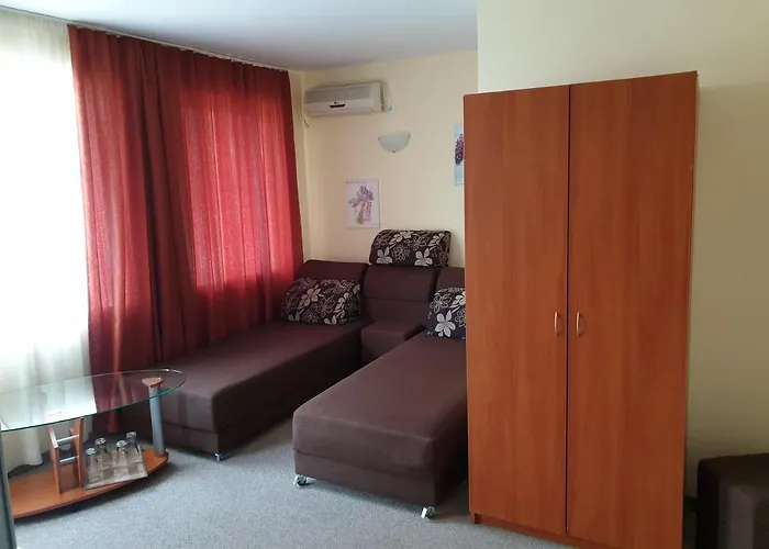 Family Diana Отель Поморие